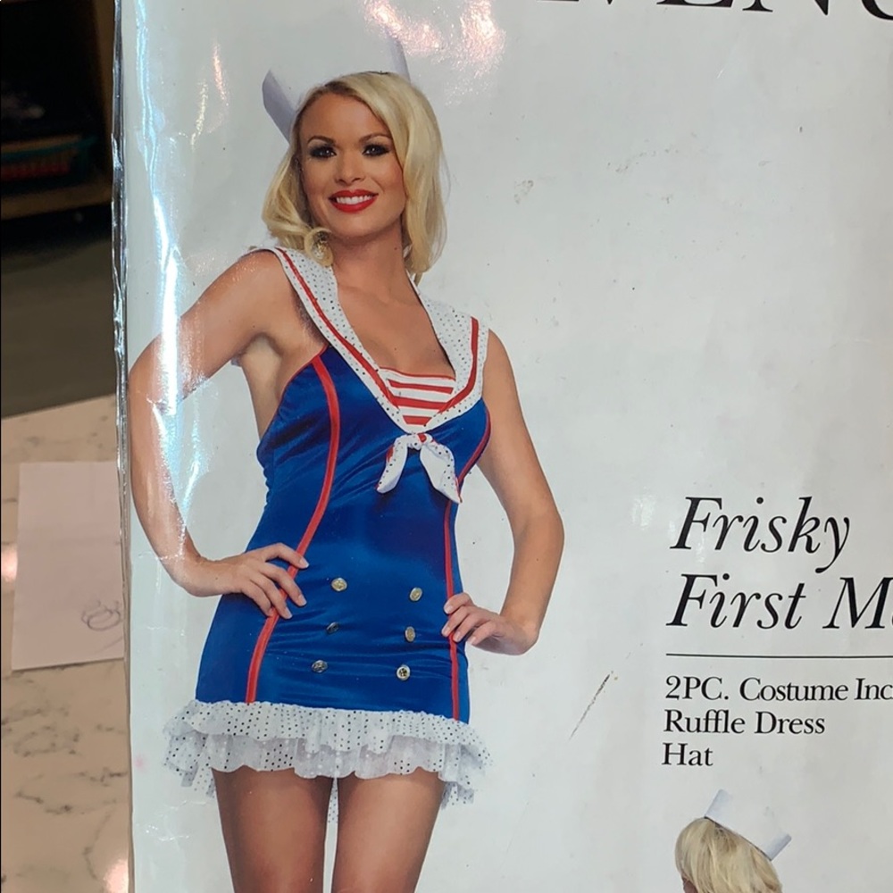 Frisky first mate